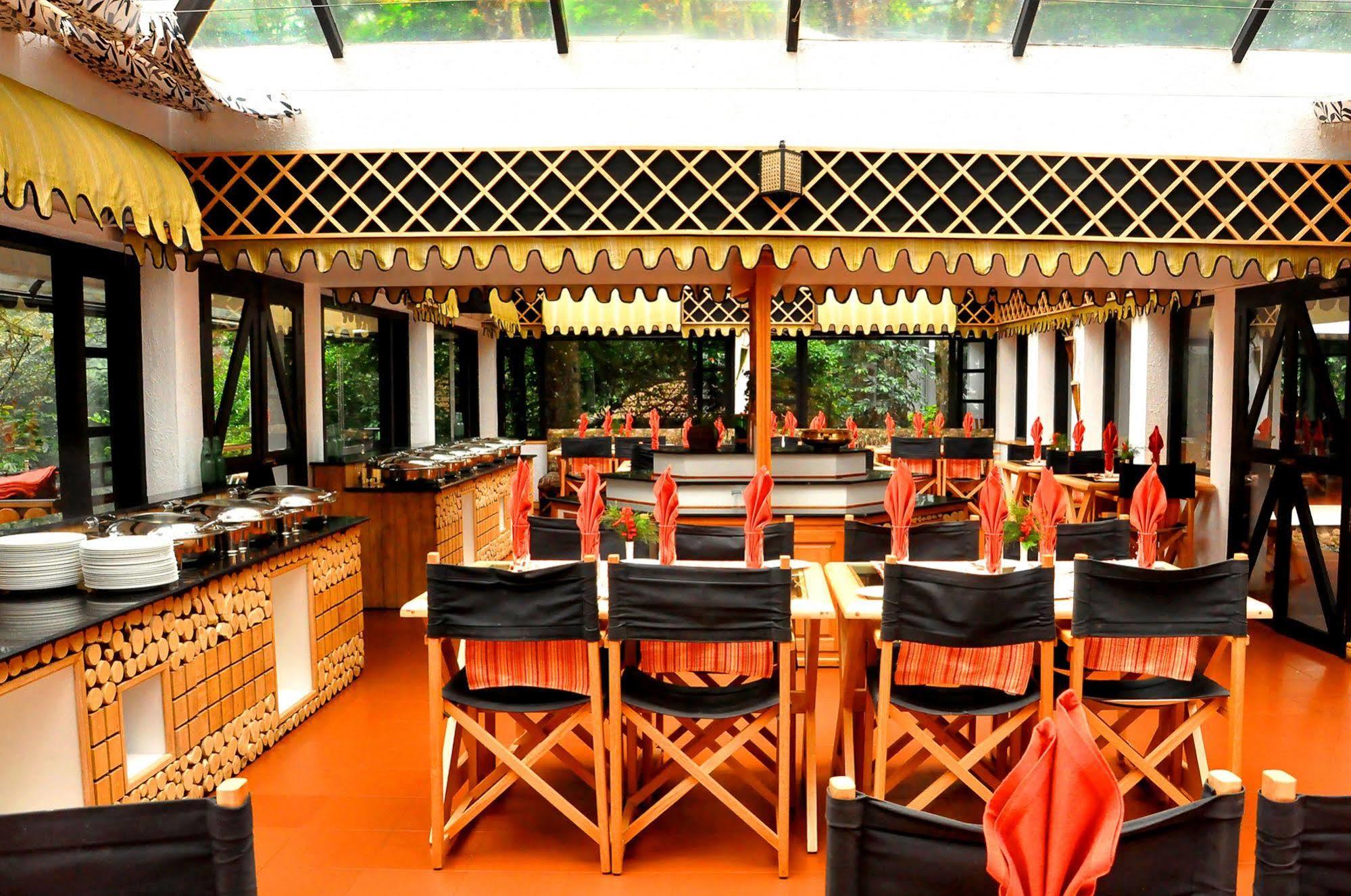 The Tall Trees Munnar Exterior foto
